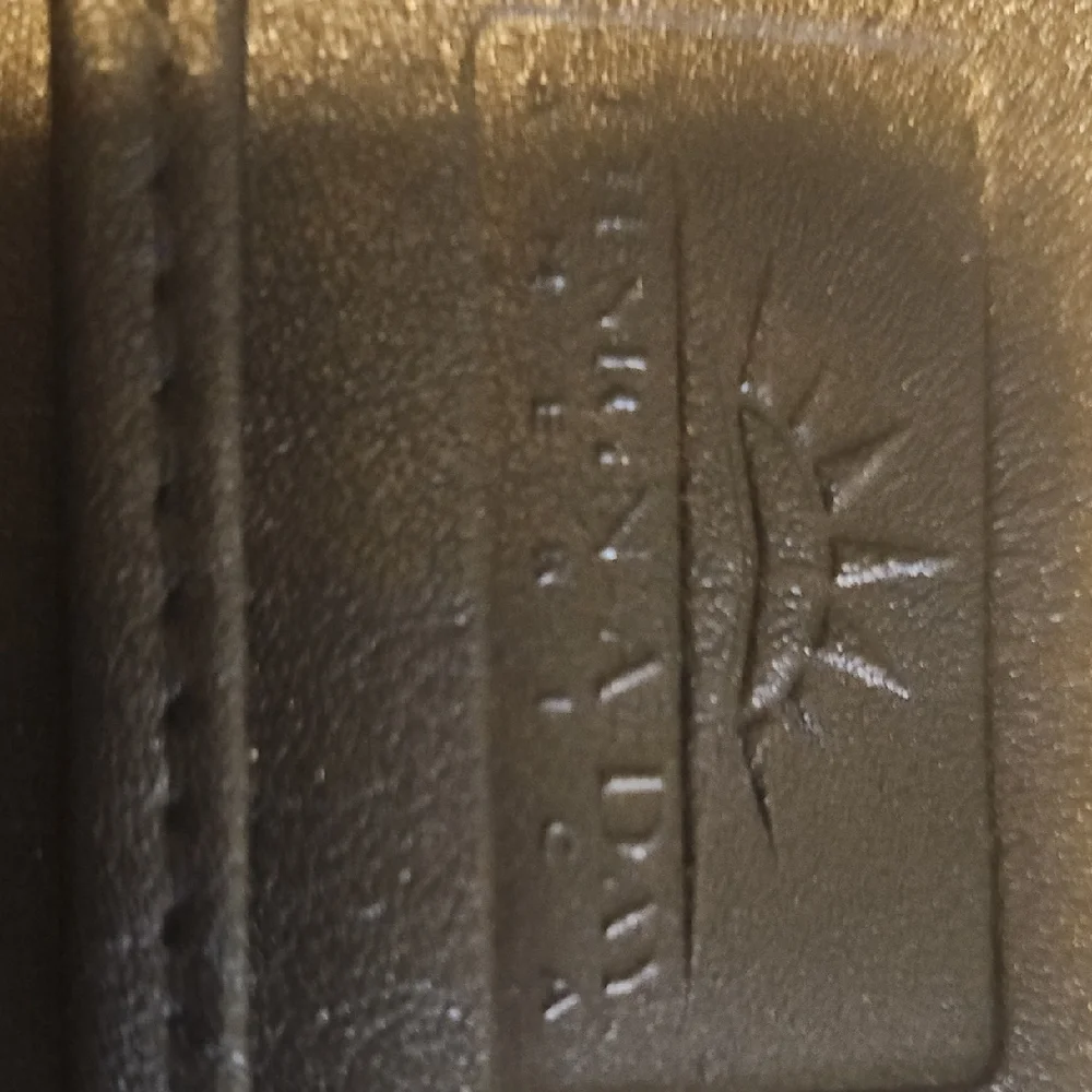 .Sleek Gray Tablet Sleeve